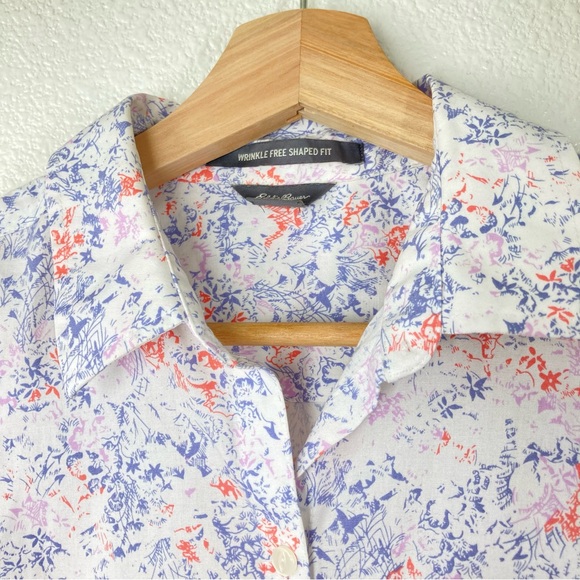 Eddie Bauer Floral Button Down Shirt medium Wrinkle Free Shaped Fit cotton - Picture 4 of 14